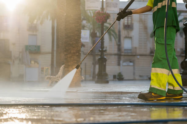 Best Gas Station Cleaning  in Buna, TX